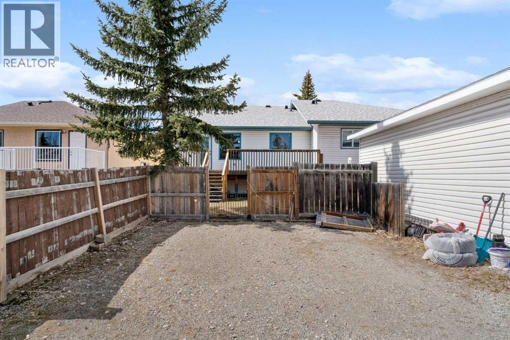 8 West Aarsby Road — photo 30