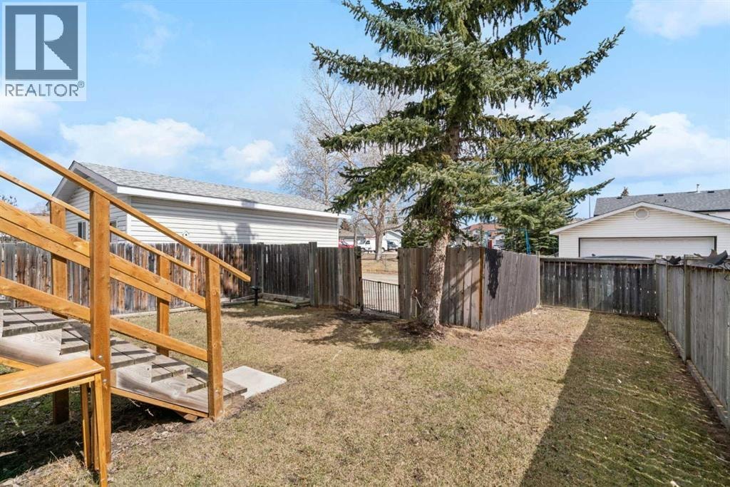 8 West Aarsby Road — photo 33