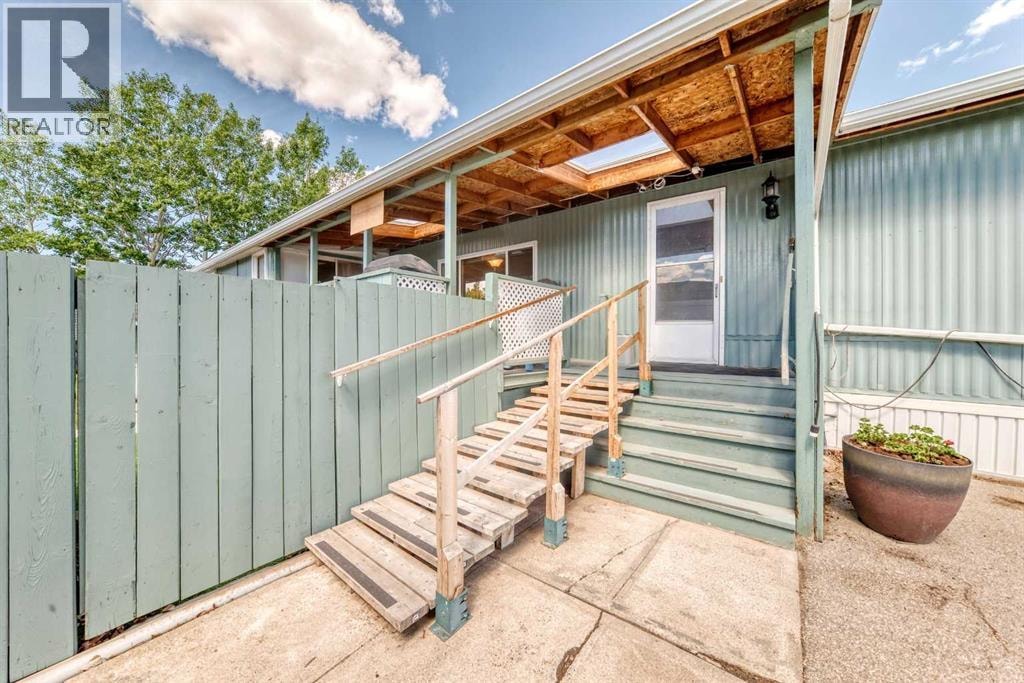 169, 6724 17 Avenue SE — photo 5