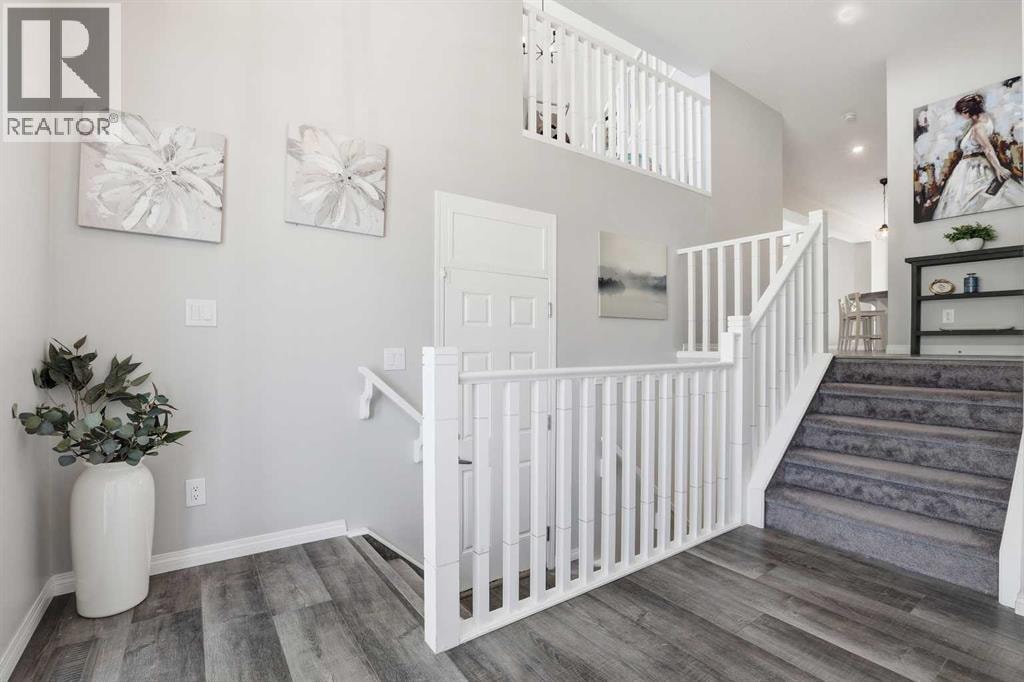 25 Yorkville Green SW — photo 12