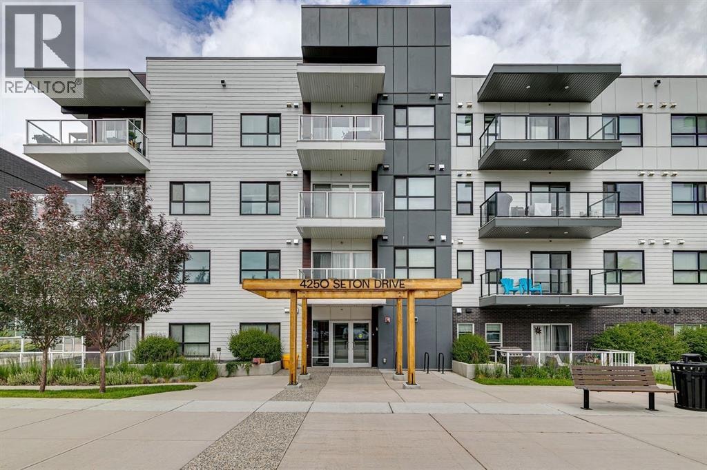 408, 4250 Seton Drive SE — photo 3