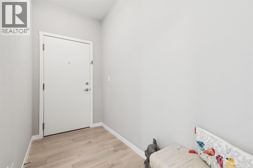 408, 4250 Seton Drive SE — photo 4