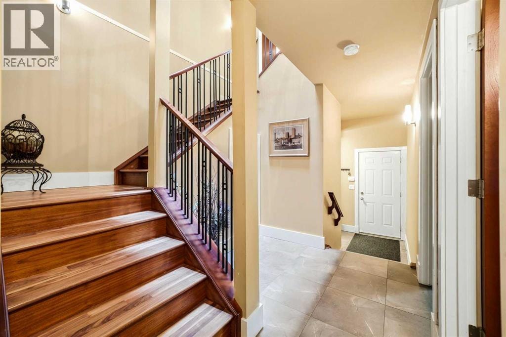 3610 8 Avenue NW — photo 33