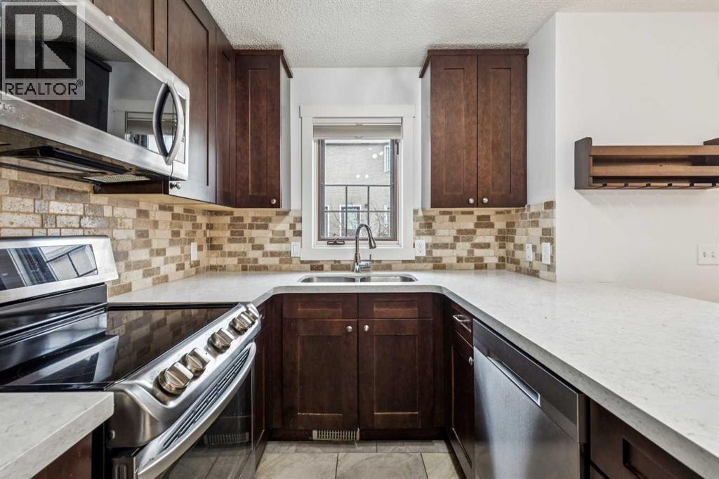 1110 14 Avenue SW — photo 4