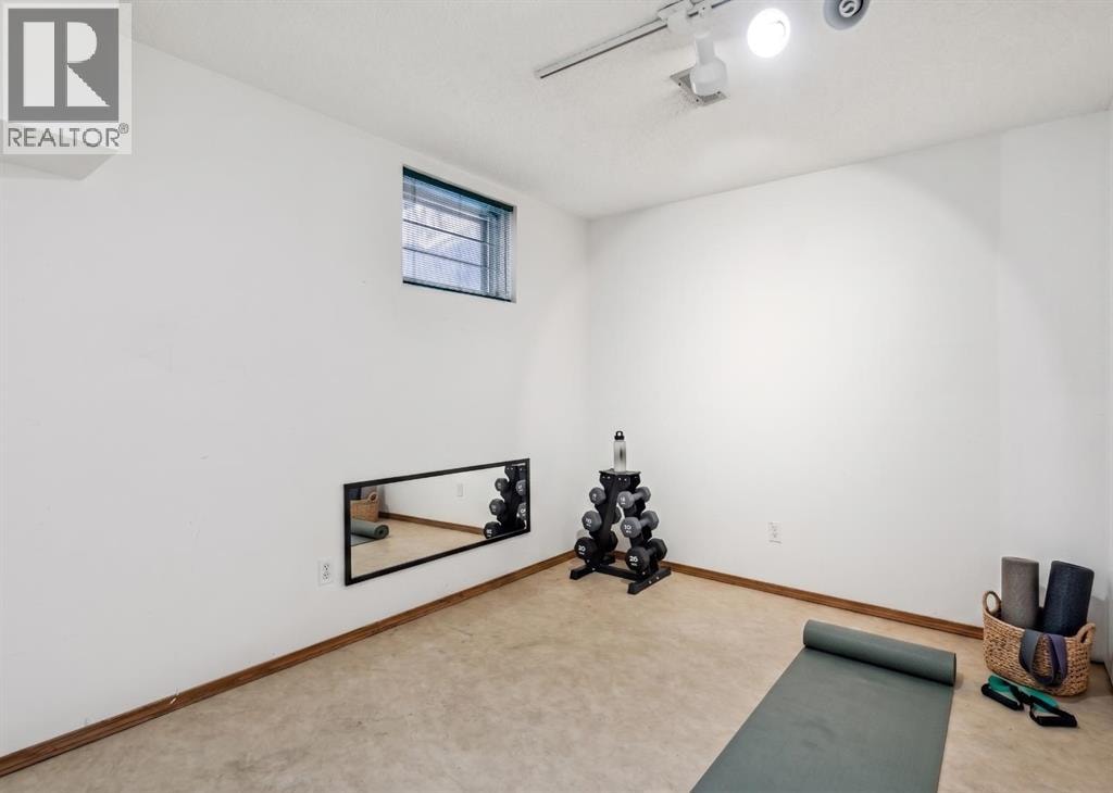 1110 14 Avenue SW — photo 27