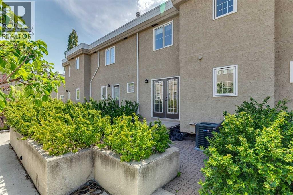 1110 14 Avenue SW — photo 31