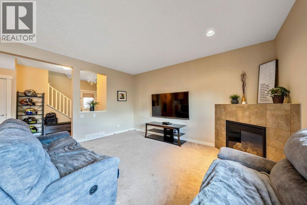 1625 Copperfield Boulevard SE — photo 8