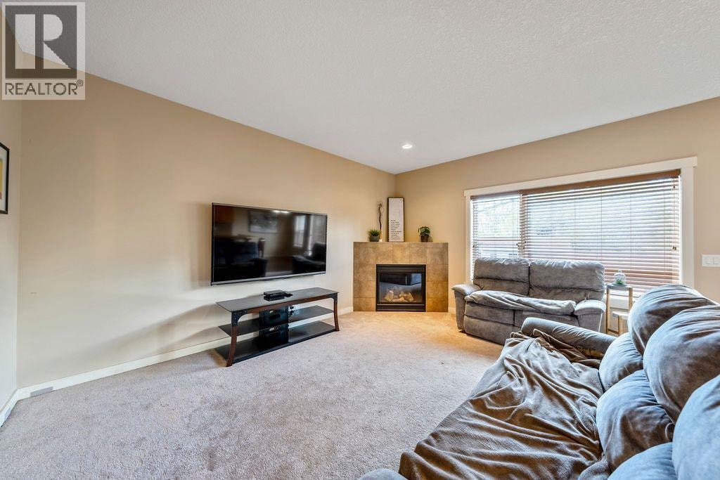 1625 Copperfield Boulevard SE — photo 7