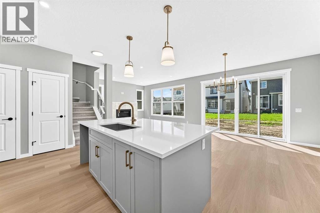547 Mercado Avenue SE — photo 17