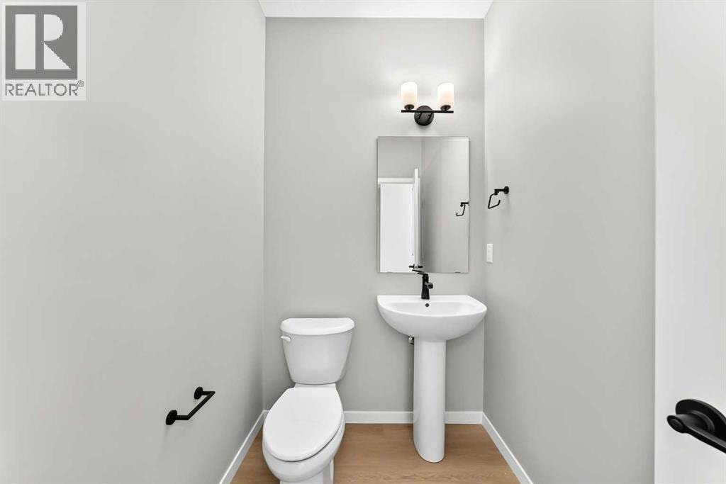 547 Mercado Avenue SE — photo 26