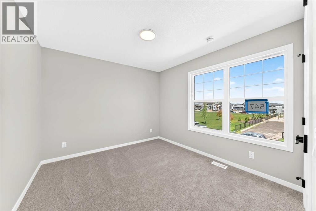 547 Mercado Avenue SE — photo 34