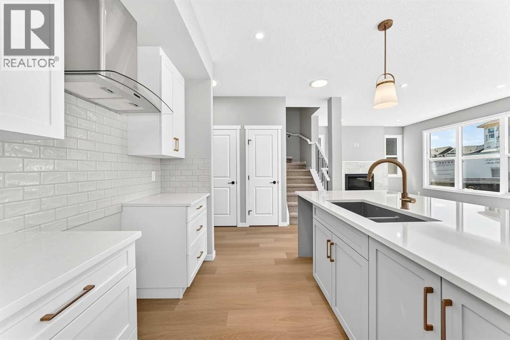 547 Mercado Avenue SE — photo 16
