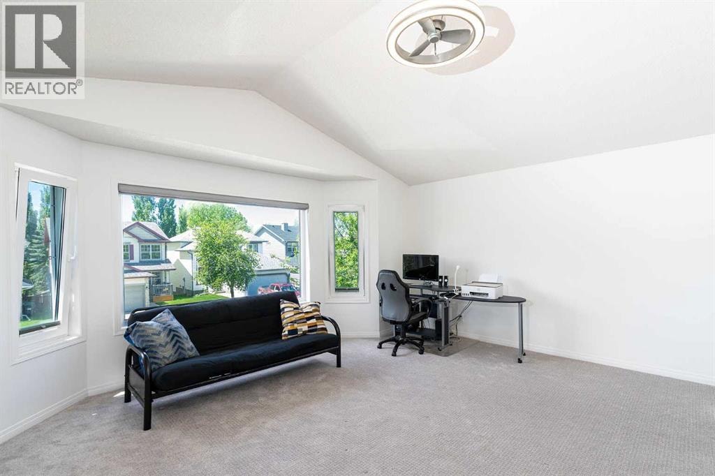 270 Somerside Park SW — photo 21