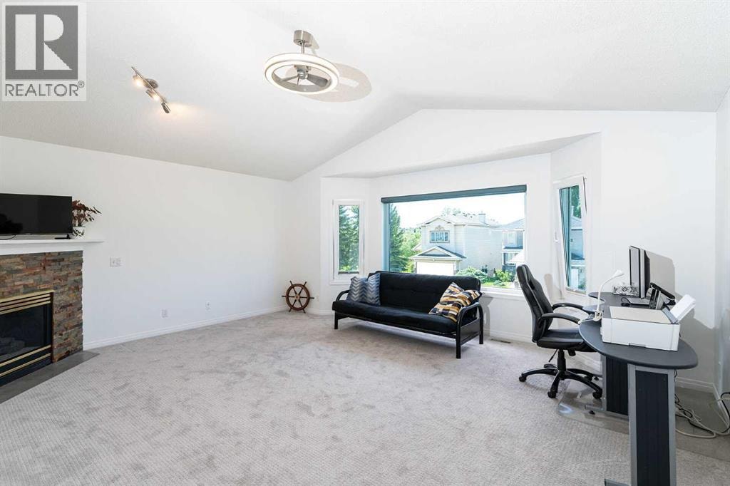 270 Somerside Park SW — photo 22