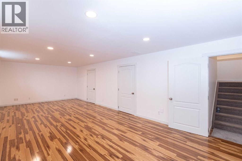 270 Somerside Park SW — photo 40