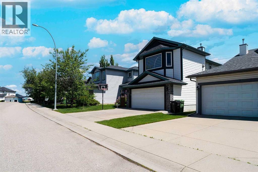 270 Somerside Park SW — photo 3