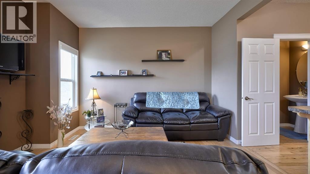 805, 620 Luxstone Landing SW — photo 13