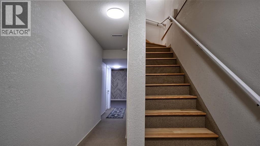 805, 620 Luxstone Landing SW — photo 32