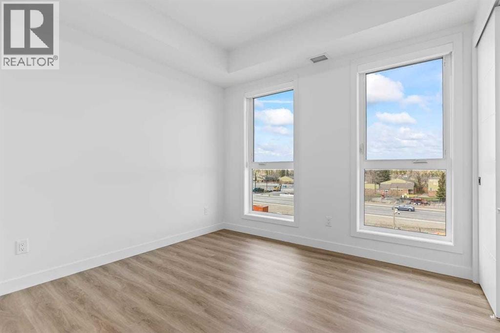 316, 3107 warren Street NW — photo 23