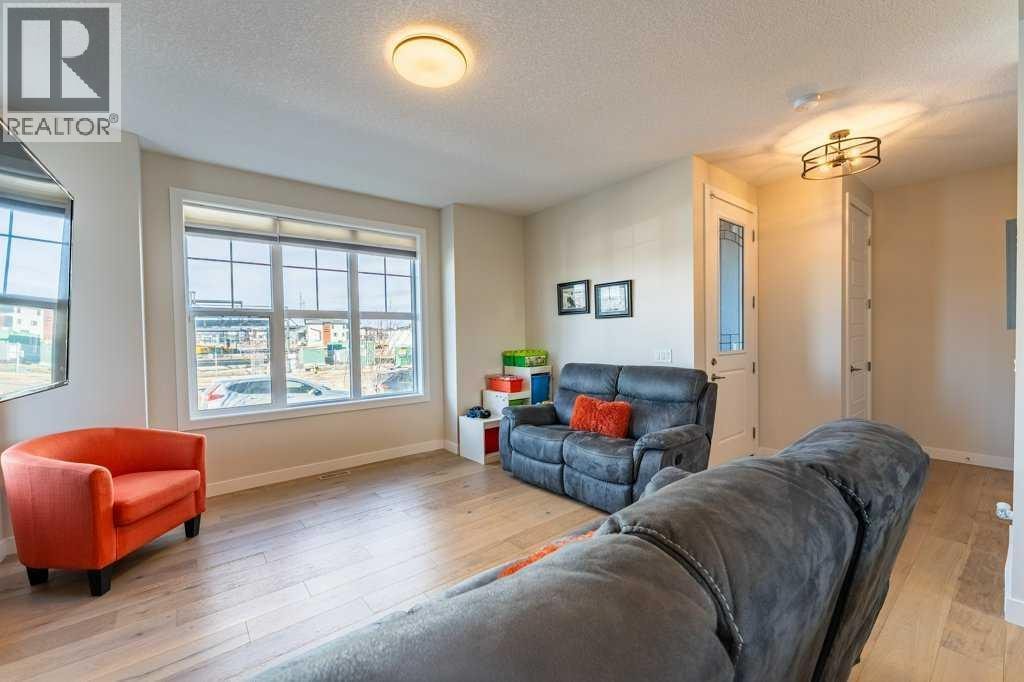 153 Waterford Boulevard — photo 6