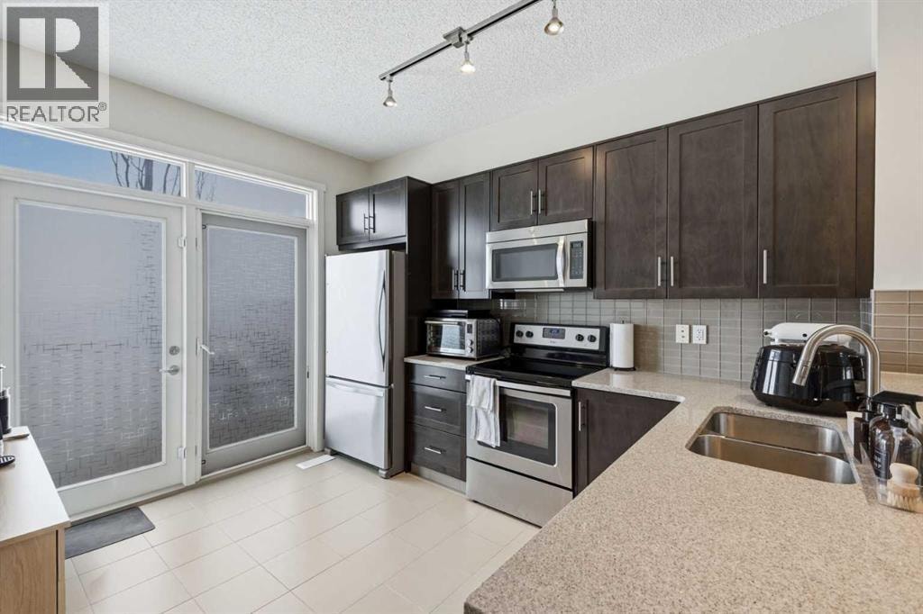 214 Nolanfield Villas NW — photo 4