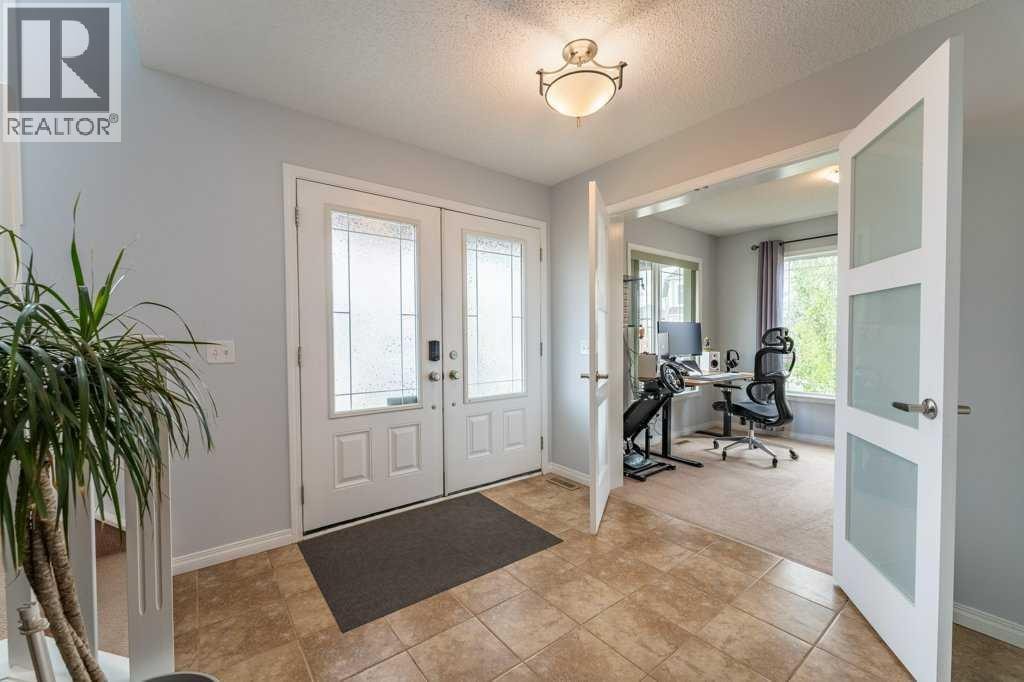 15 Windwood Grove SW — photo 3