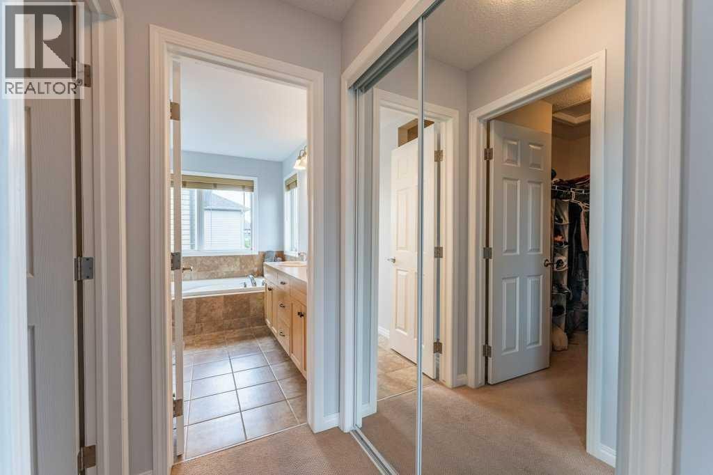 15 Windwood Grove SW — photo 28