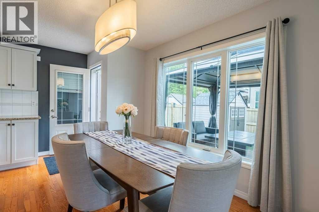 15 Windwood Grove SW — photo 13