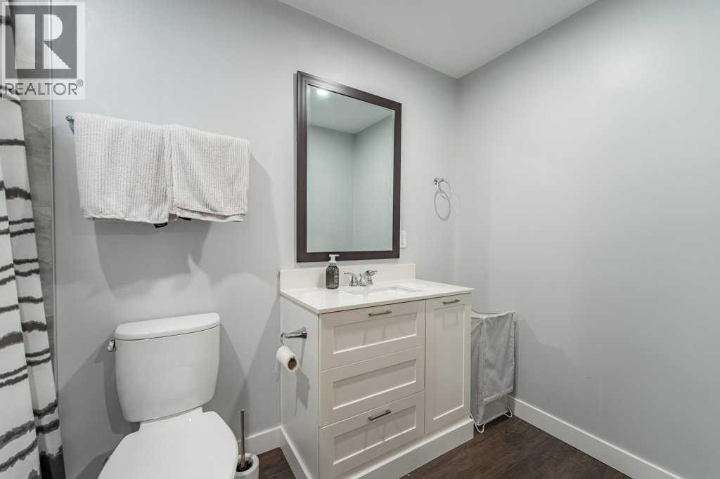 15 Windwood Grove SW — photo 42