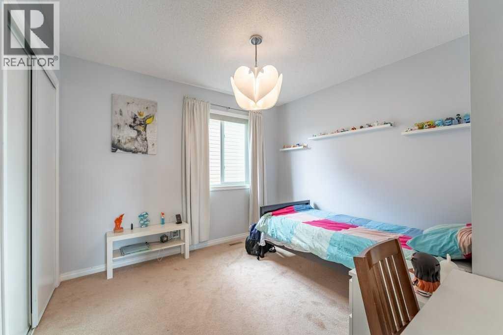 15 Windwood Grove SW — photo 32