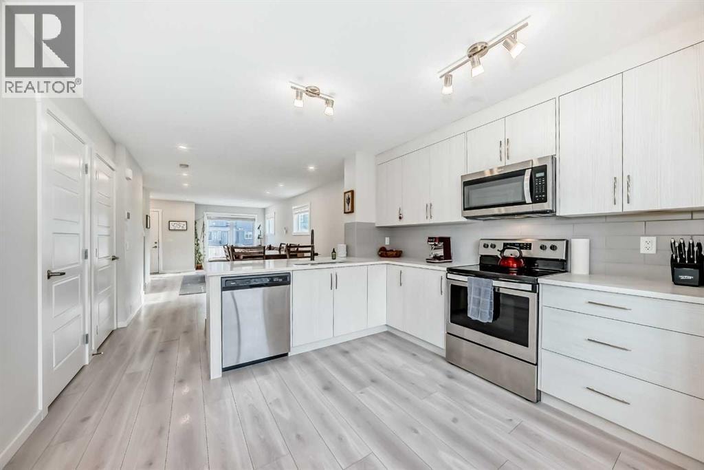 128, 31 Red Embers Parade NE — photo 12