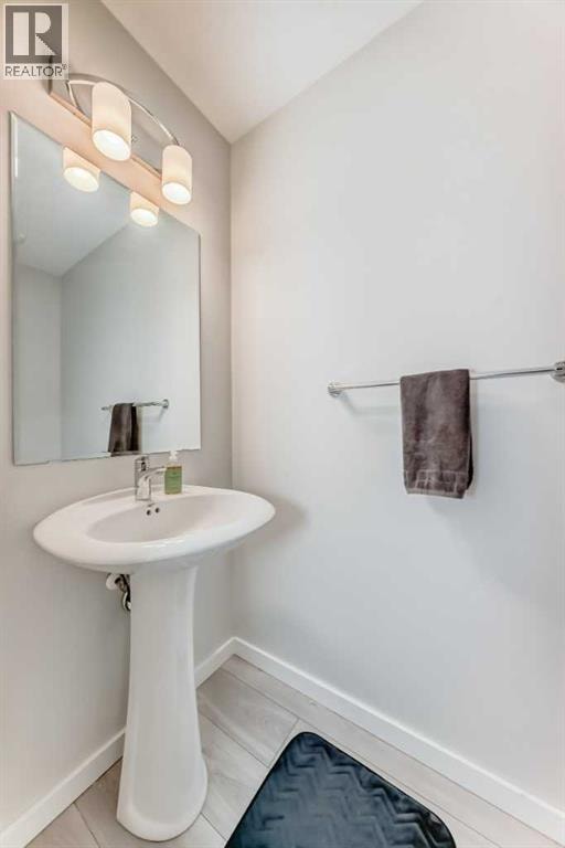 128, 31 Red Embers Parade NE — photo 14