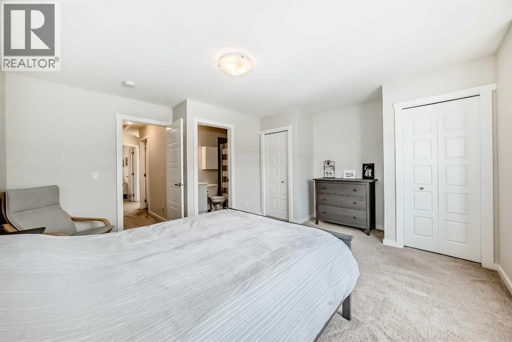 128, 31 Red Embers Parade NE — photo 17