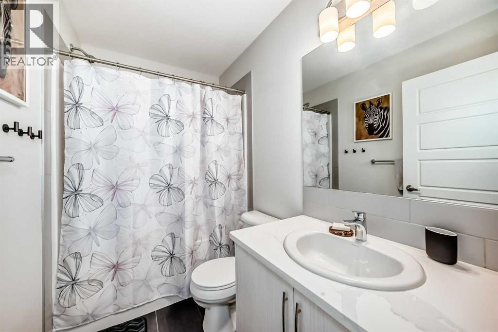 128, 31 Red Embers Parade NE — photo 26