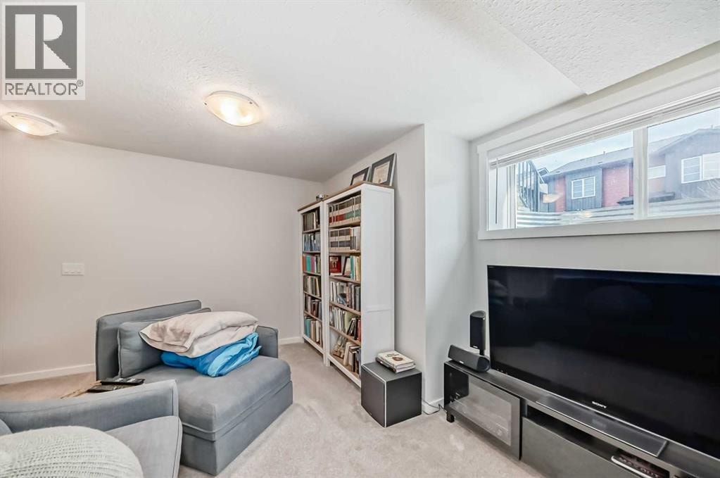 128, 31 Red Embers Parade NE — photo 31
