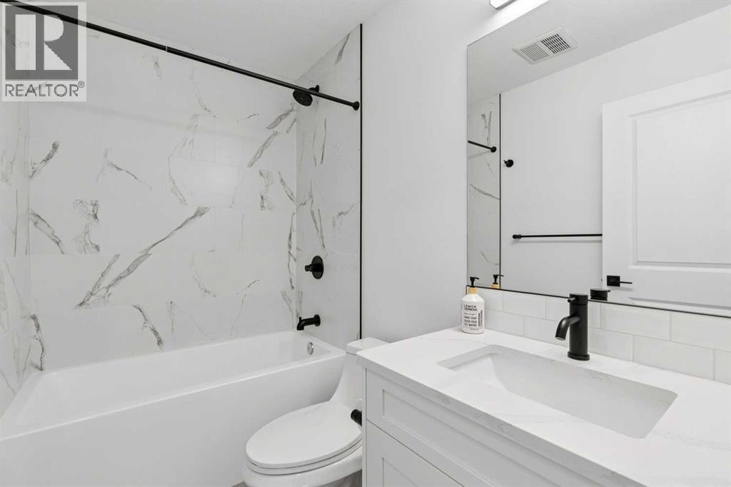 1927 42 Street NW — photo 26