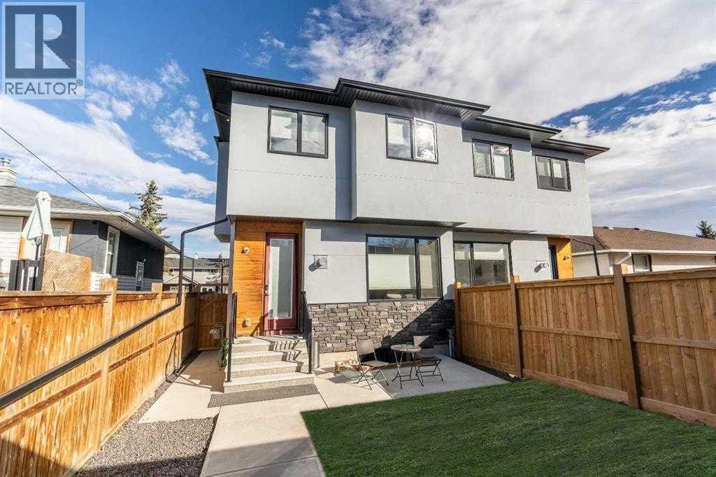 935 Regal Crescent NE — photo 18