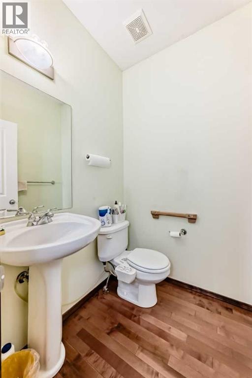 55 Eversyde Gardens SW — photo 11