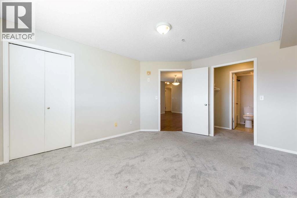 2301, 4975 130 Avenue SE — photo 13
