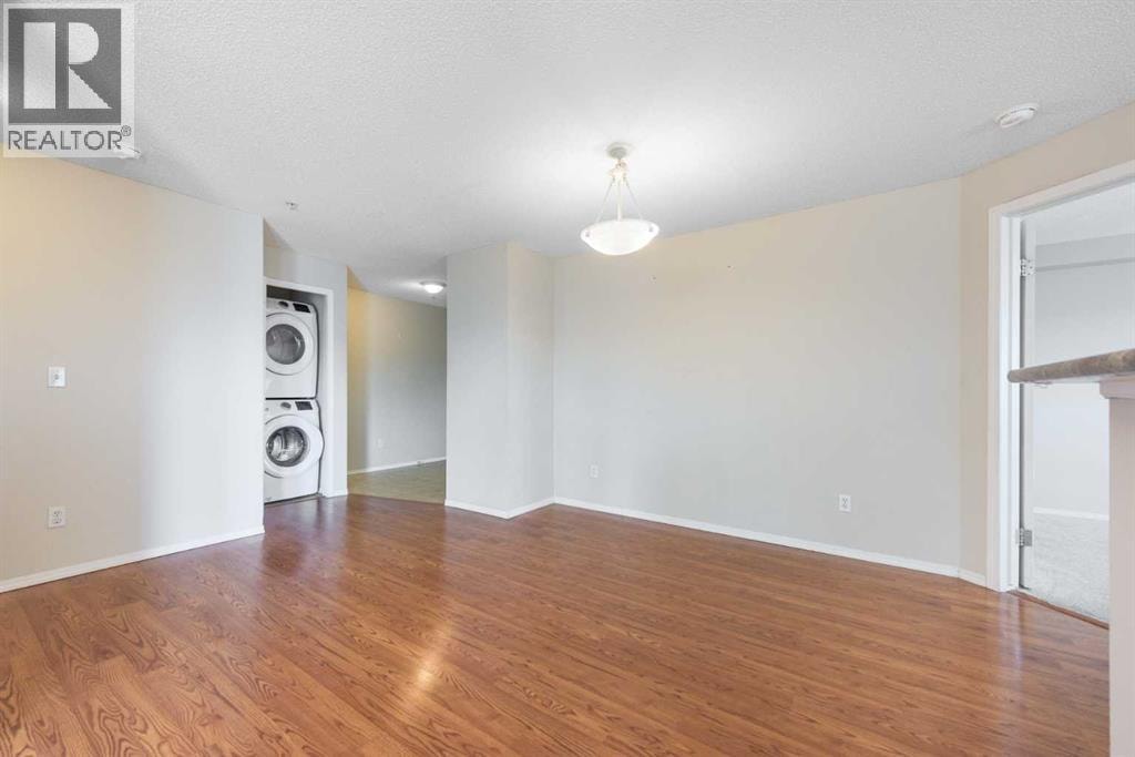 2301, 4975 130 Avenue SE — photo 11