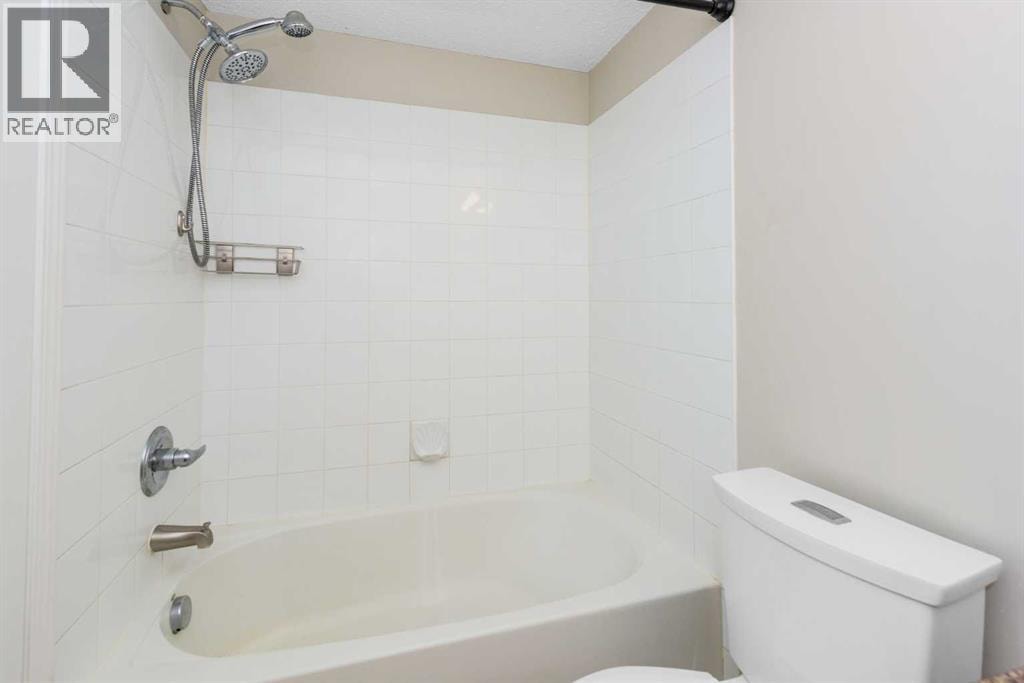 2301, 4975 130 Avenue SE — photo 16