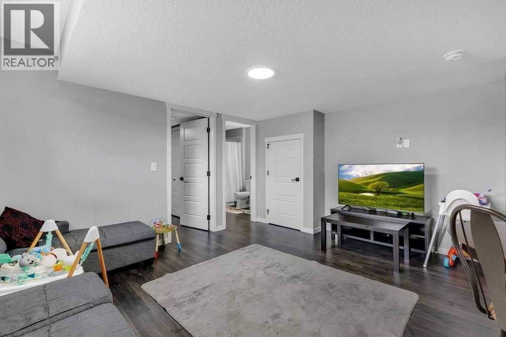 120 BELMONT Villas SW — photo 41