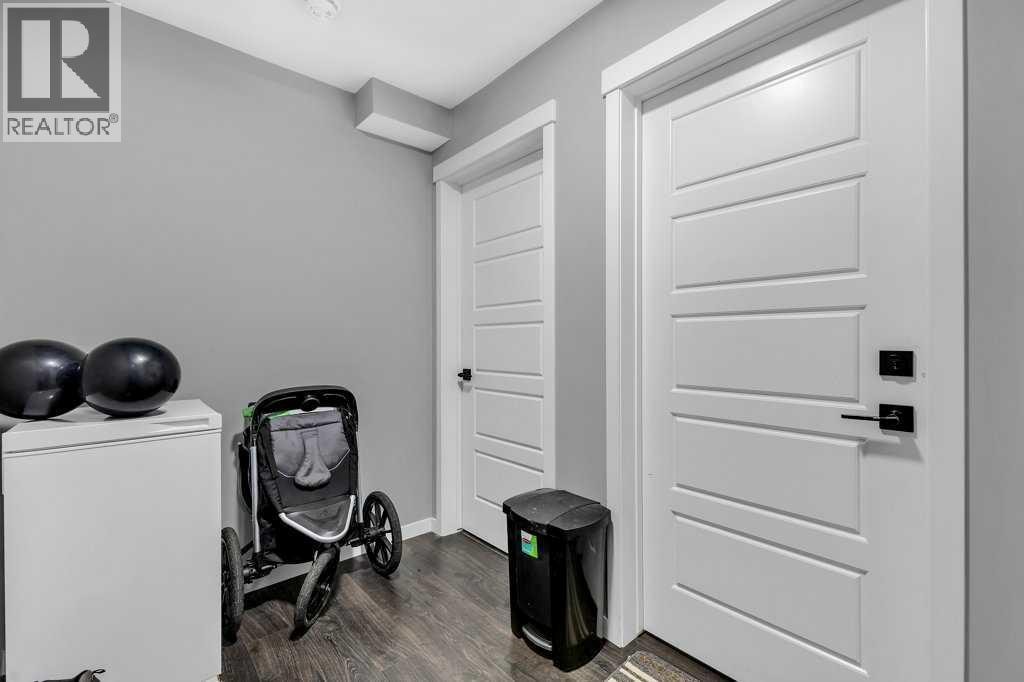 120 BELMONT Villas SW — photo 35