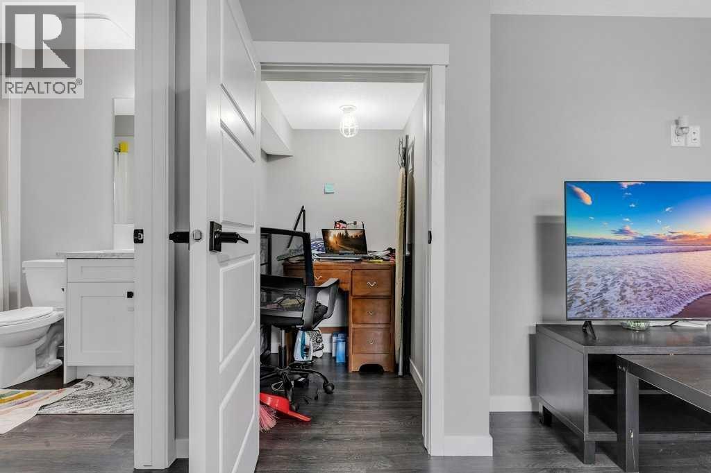 120 BELMONT Villas SW — photo 45