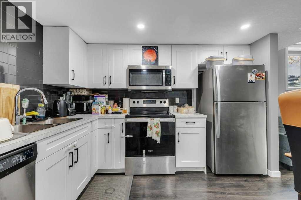 120 BELMONT Villas SW — photo 37