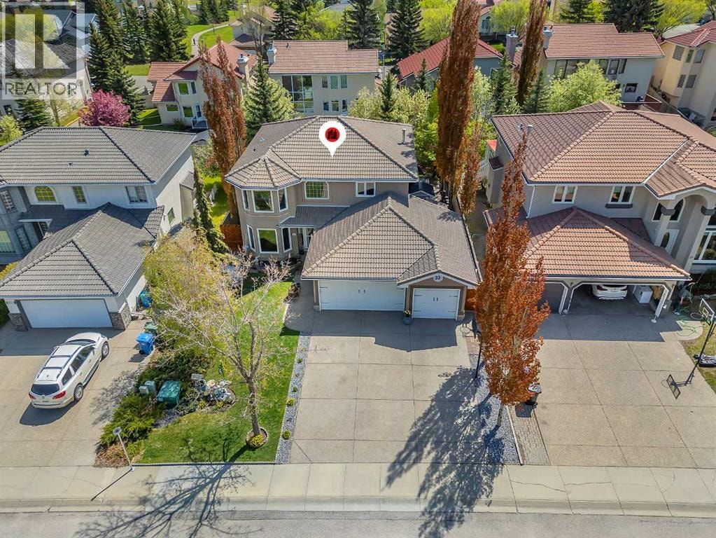 33 Edgevalley Way NW — photo 11