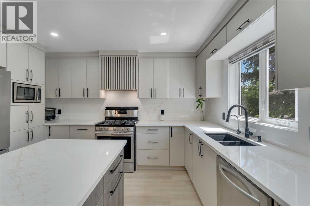 33 Edgevalley Way NW — photo 30