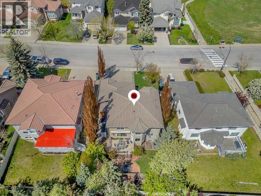 33 Edgevalley Way NW — photo 12