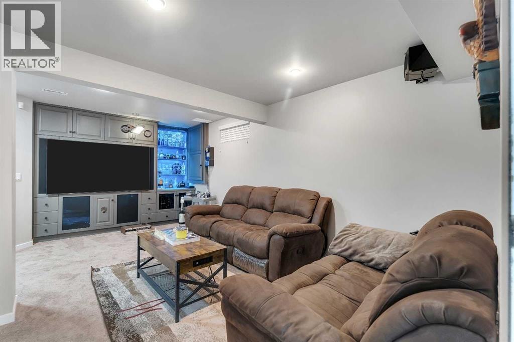 33 Edgevalley Way NW — photo 46