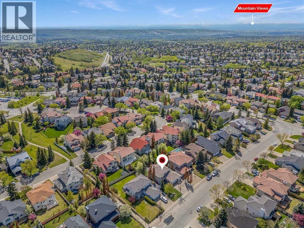 33 Edgevalley Way NW — photo 16